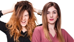 Ausgewaschene Haare liegen im Trend
