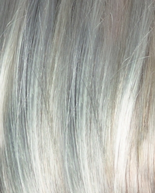 Metallicblonde rooted Metallicblonde rooted