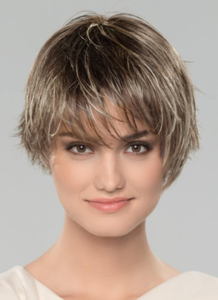 Bisquit blonde rooted