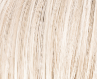 Platinblonde rooted